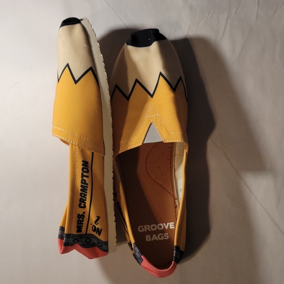 groove bags Shoes Groove Bags Custom Kicks Womens Shoes Nwot Poshmark